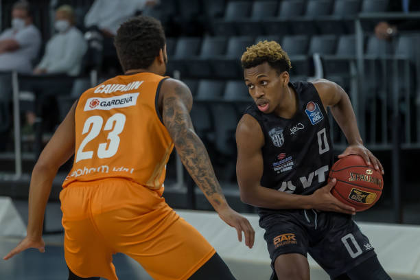 功亏一篑 功亏一篑