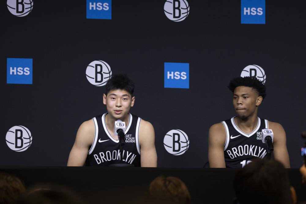 引向大连英 引向大连英